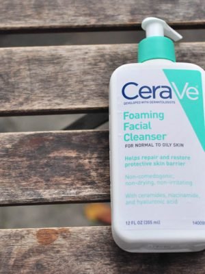 Sữa rửa mặt cho da mụn và nhạy cảm CERAVE